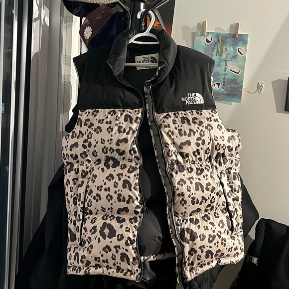 North Face Puffer Vest - Picture 1 of 5